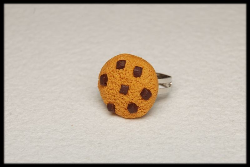 Pierścionek ciastko z czekoladą