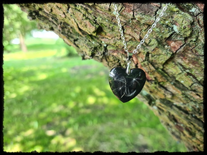 Wisior serce z dmuchawcem