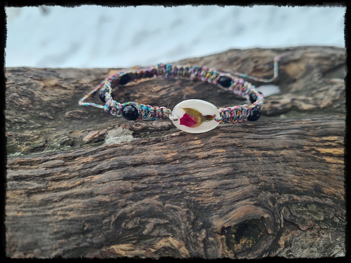 Bransoletka z pąkiem róży