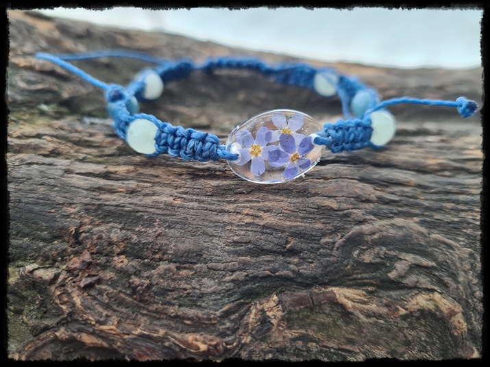 Bransoletka z niezapominajkami