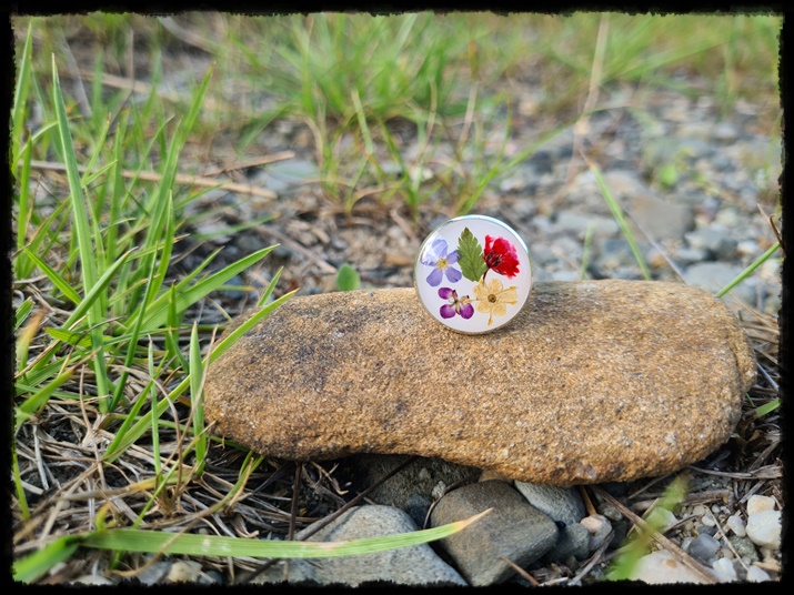 Pierścionek z łąkąy