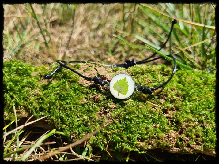 Bransoletka z listkiem brzozy