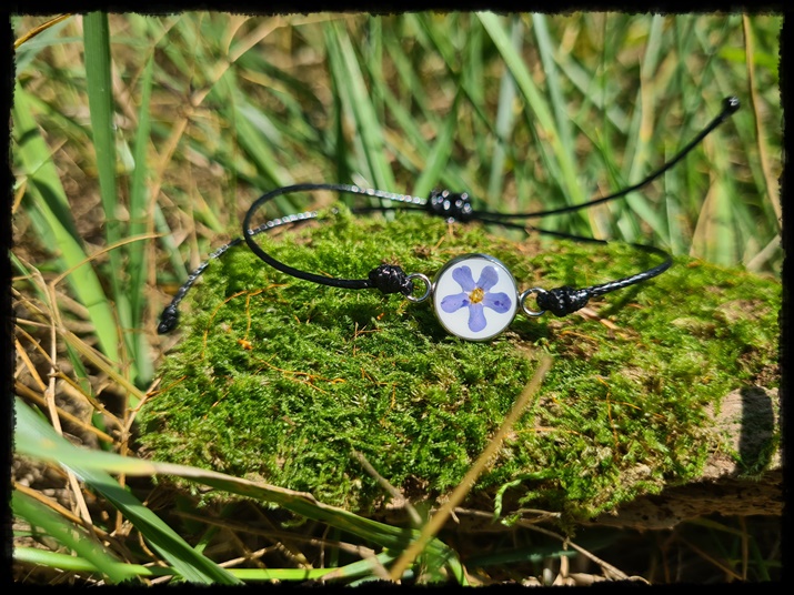 Bransoletka z niezapominajką