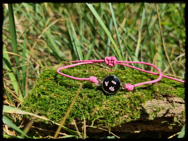 Bransoletka kwiecista