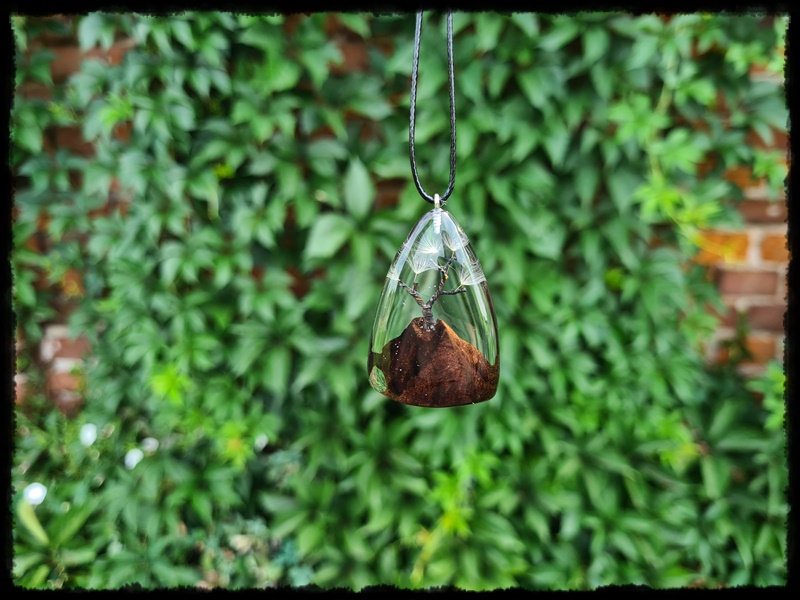 Wisior kropla "dmuchawcowe drzewo"