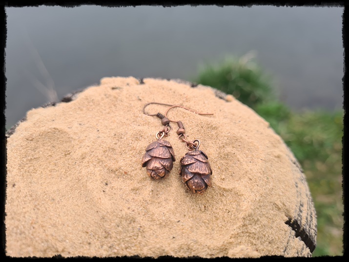 Kolczyki miedziane szyszki