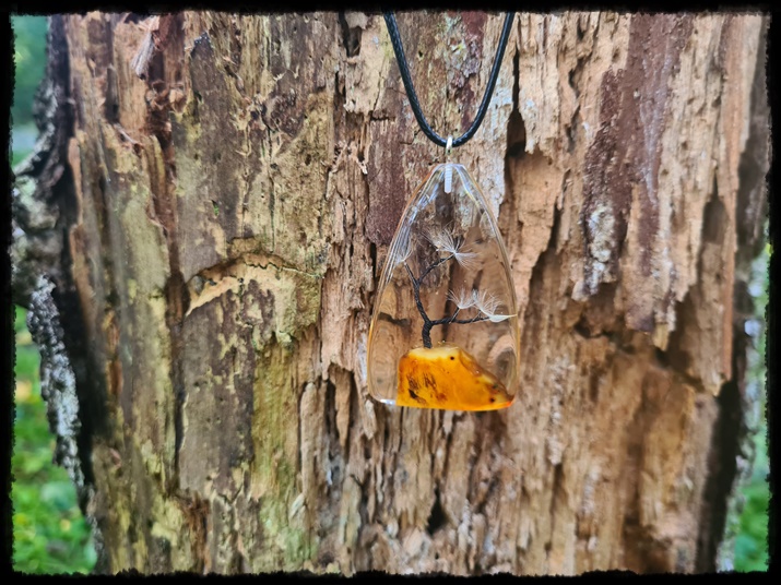 Wisior kropla "Dmuchawcowe drzewo"