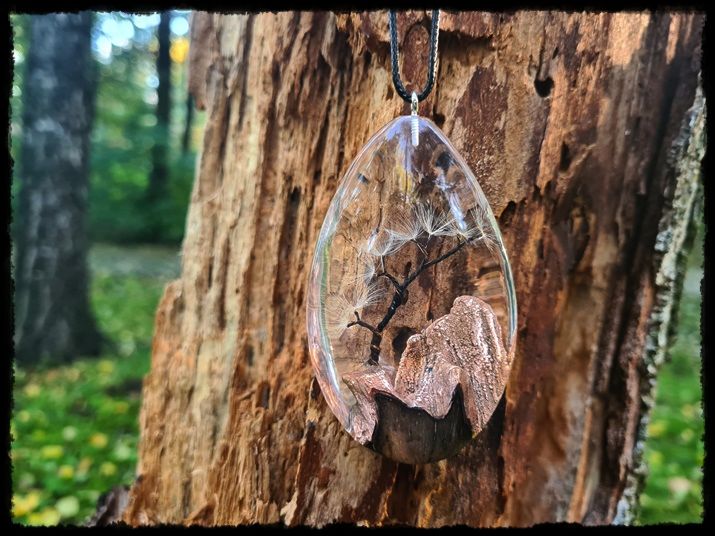 Wisior kropla "Dmuchawcowe drzewo"